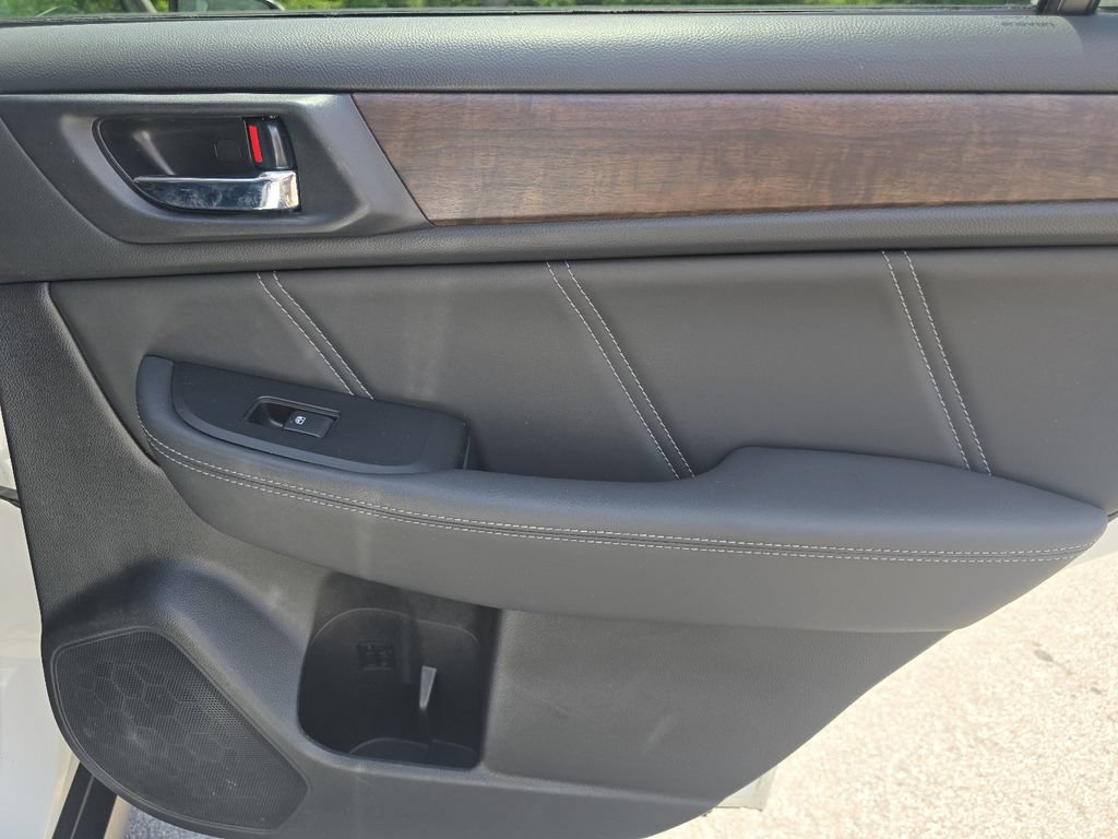 Used 2018 Subaru Outback 2.5i Limited AWD/4WD image 22