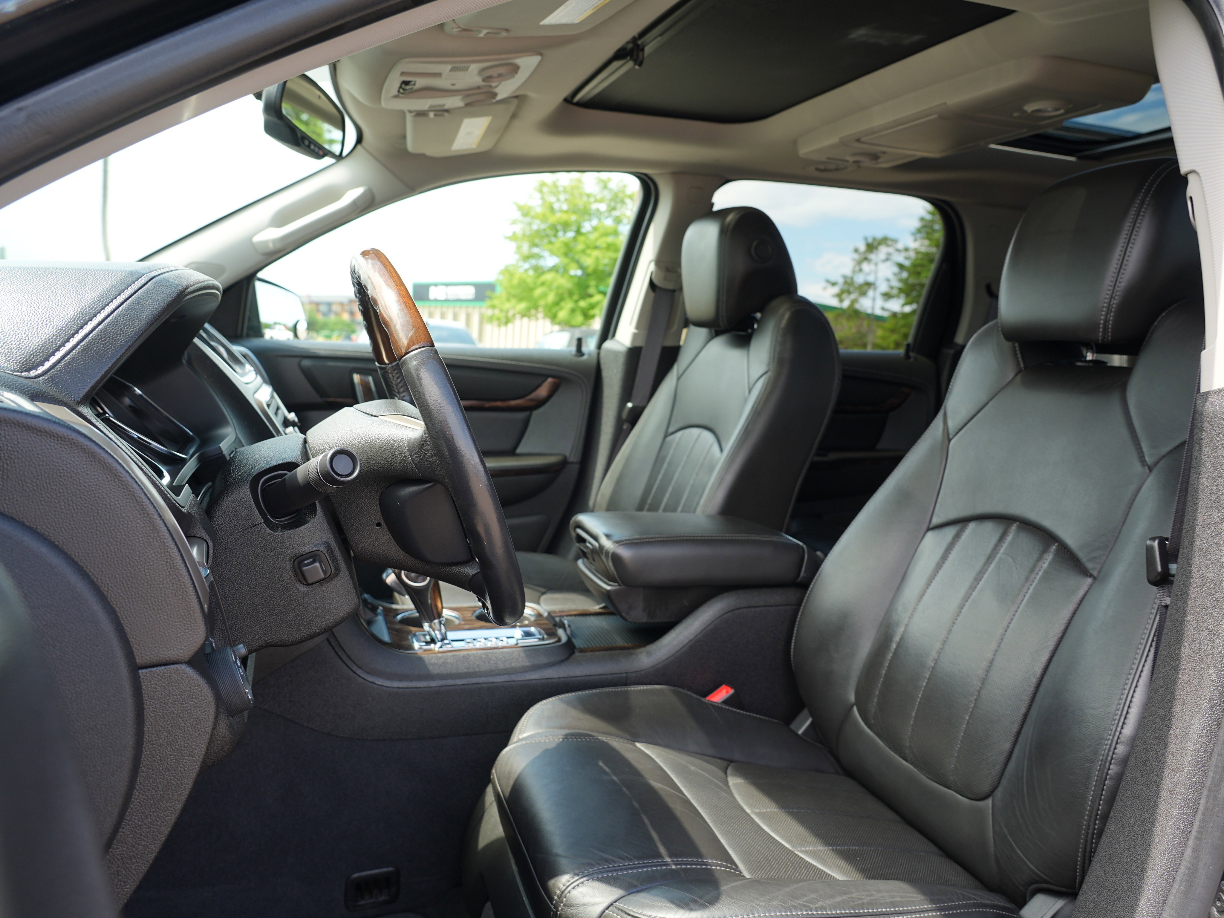 Used 2013 GMC Acadia Denali AWD/4WD image 12