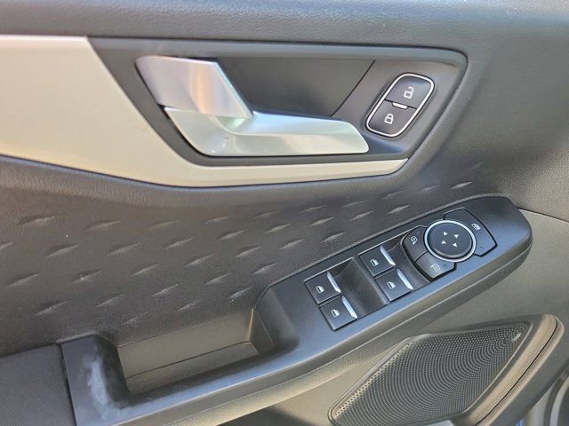 Certified 2020 Ford Escape SE FWD image 21