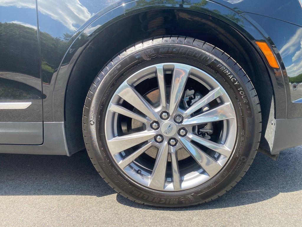 Used 2025 Cadillac XT5 Premium Luxury w/ Technology Package AWD/4WD image 10