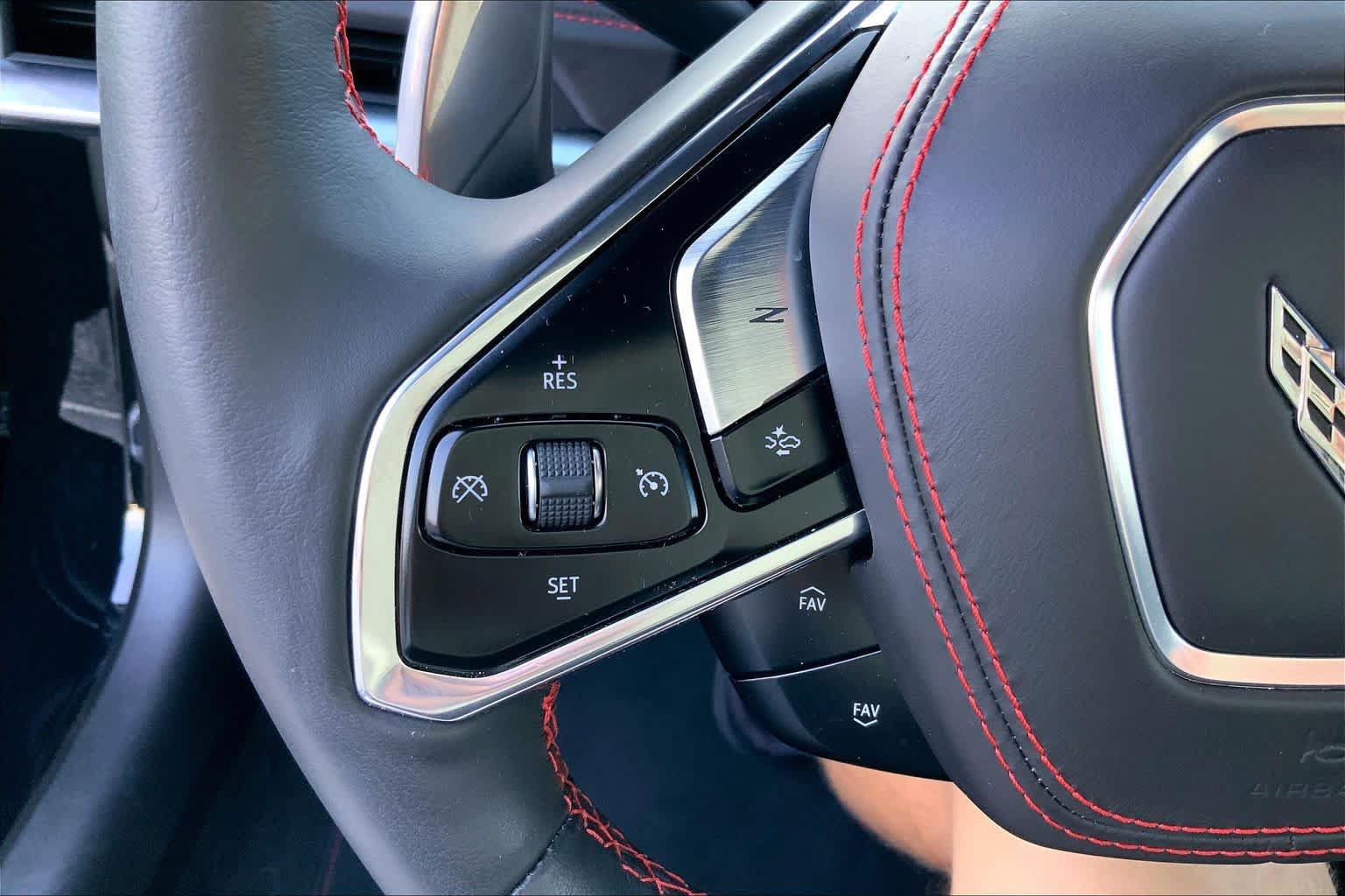 Used 2024 Chevrolet Corvette Stingray Premium Cpe w/ Z51 Performance Package RWD image 19