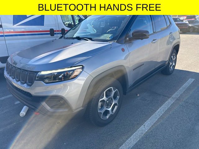 Used 2022 Jeep Compass Trailhawk w/ Trailhawk Elite Group AWD/4WD image 3