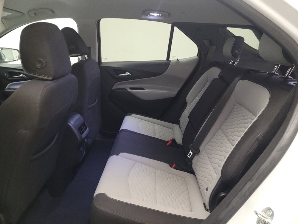 Used 2020 Chevrolet Equinox LS FWD image 18