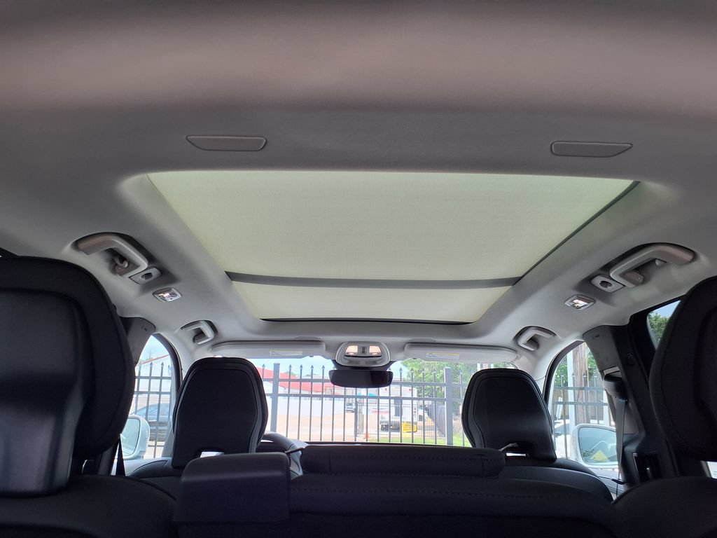 New 2026 Volvo XC90 B5 Plus w/ Protection Package Premier AWD/4WD image 22