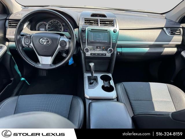 Used 2014 Toyota Camry SE FWD image 19