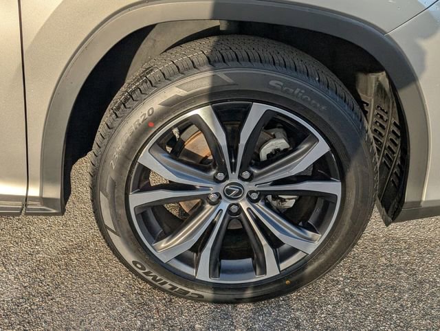 Used 2020 Lexus RX 350L 350L w/ Premium Package image 15