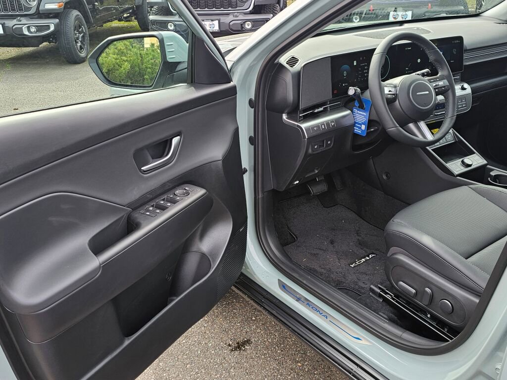 New 2026 Hyundai Kona Limited image 17