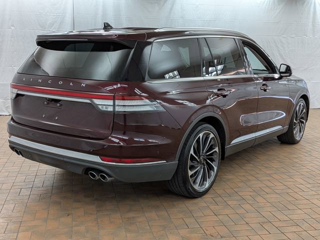 Used 2021 Lincoln Aviator Reserve w/ Equipment Group 202A image 7