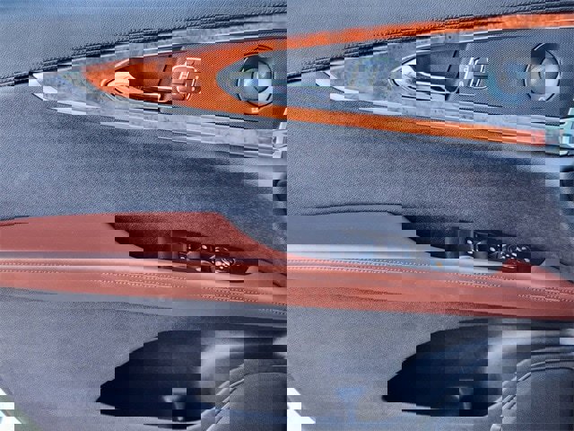 Used 2020 Lincoln Nautilus Reserve w/ Cargo Utility Package image 15