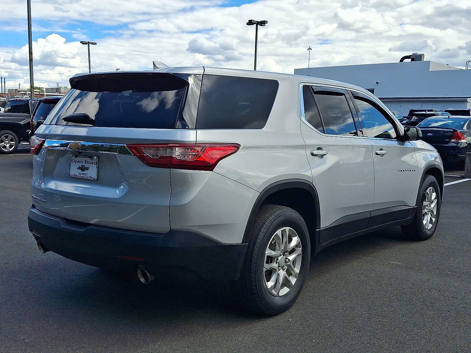 Used 2021 Chevrolet Traverse LS AWD/4WD image 6