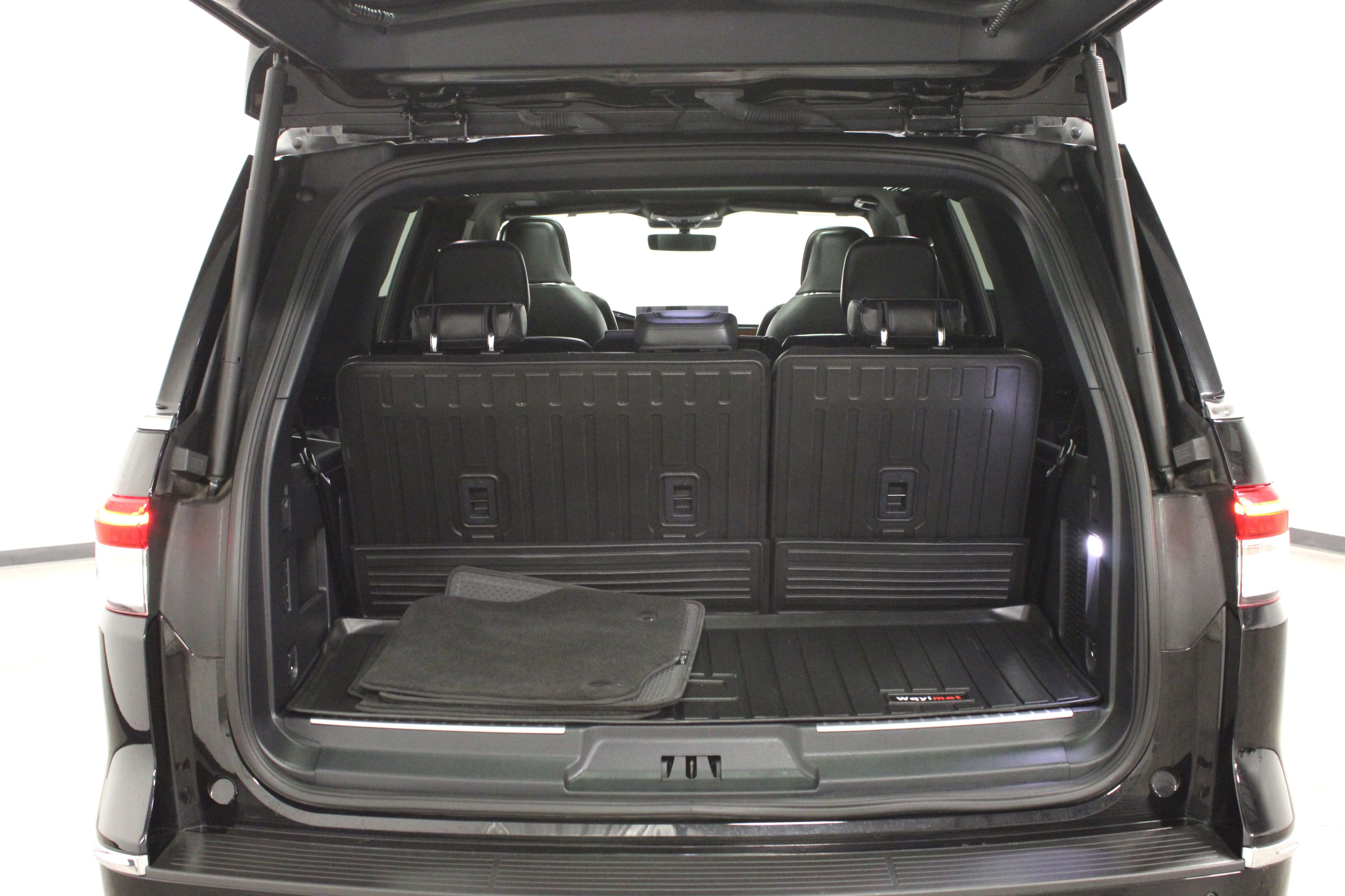 Used 2024 Lincoln Navigator Reserve image 14