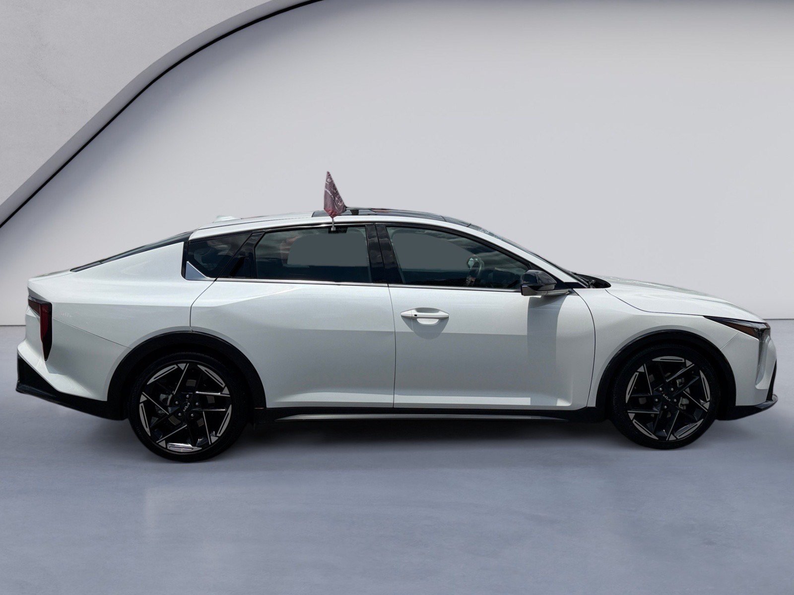Used 2025 Kia K4 GT-Line w/ GT-Line Premium Package FWD image 6
