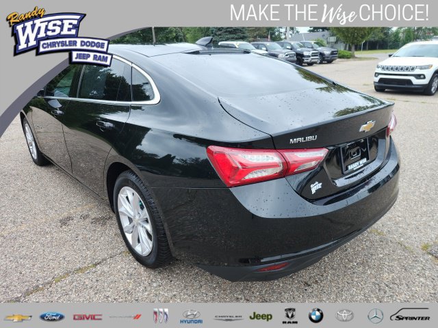 Used 2021 Chevrolet Malibu LT FWD image 5