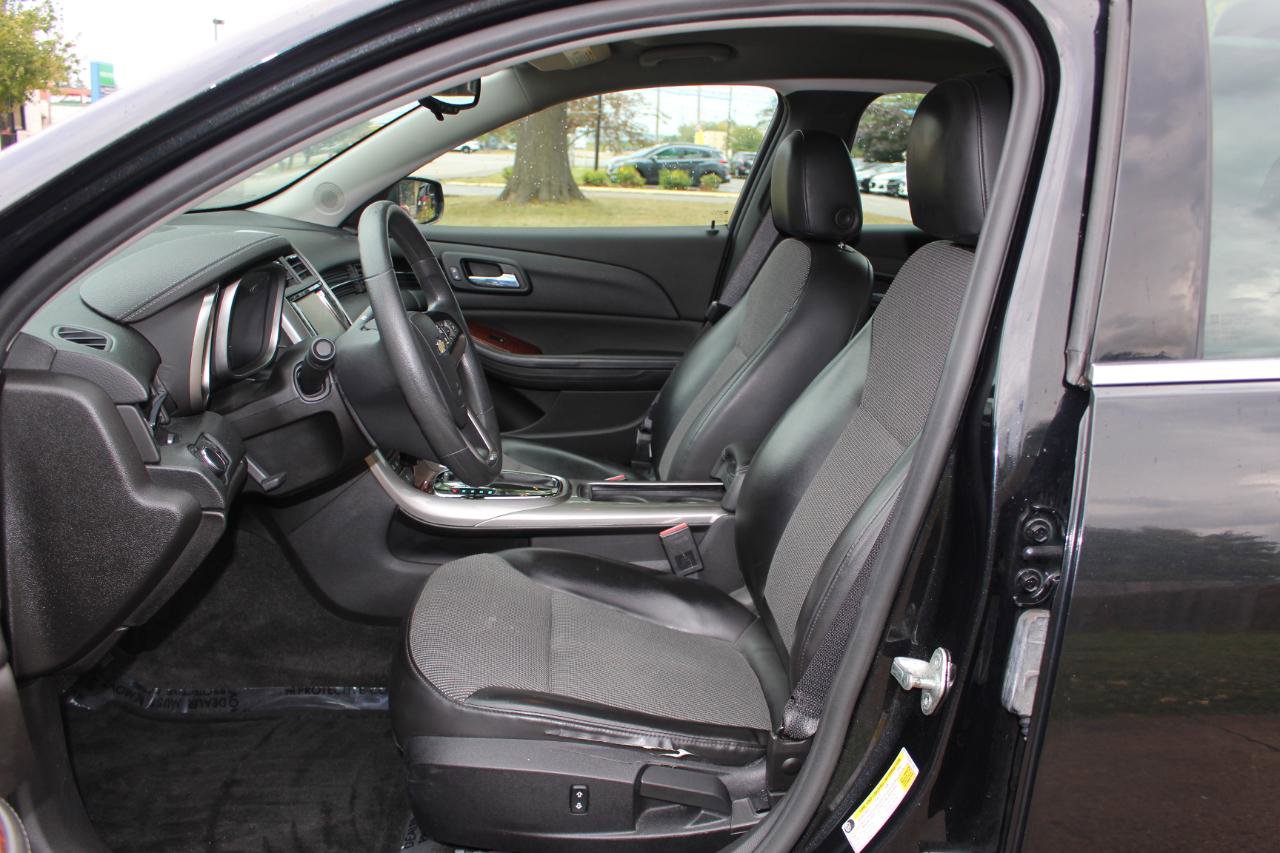 Used 2013 Chevrolet Malibu LT FWD image 15