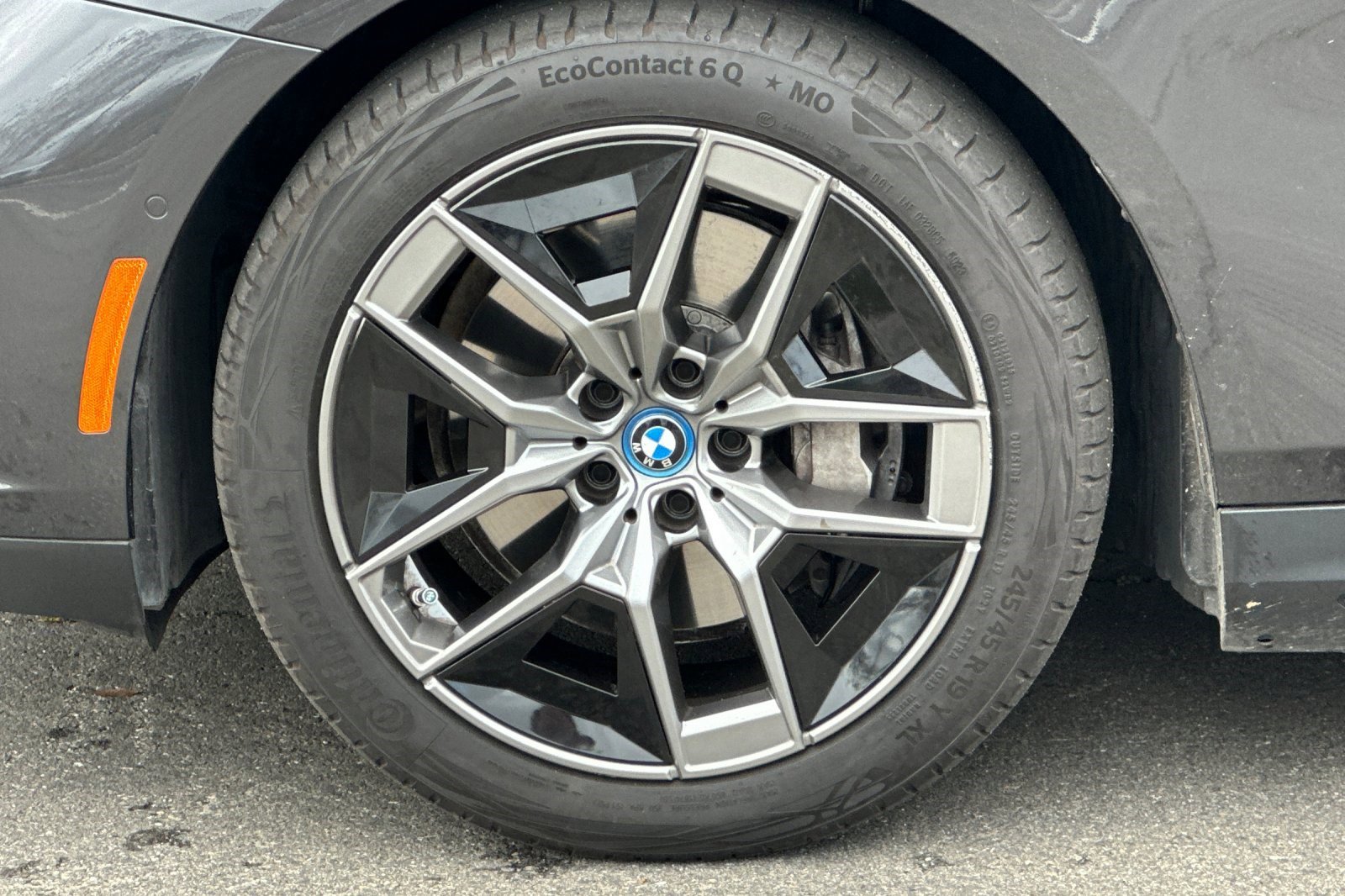 Certified 2024 BMW i5 eDrive40i w/ Premium Package image 37