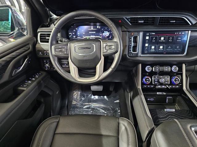 Used 2022 GMC Yukon XL Denali w/ Denali Ultimate Package image 40