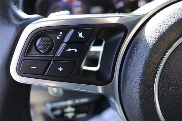 Used 2019 Porsche Cayenne AWD/4WD image 14