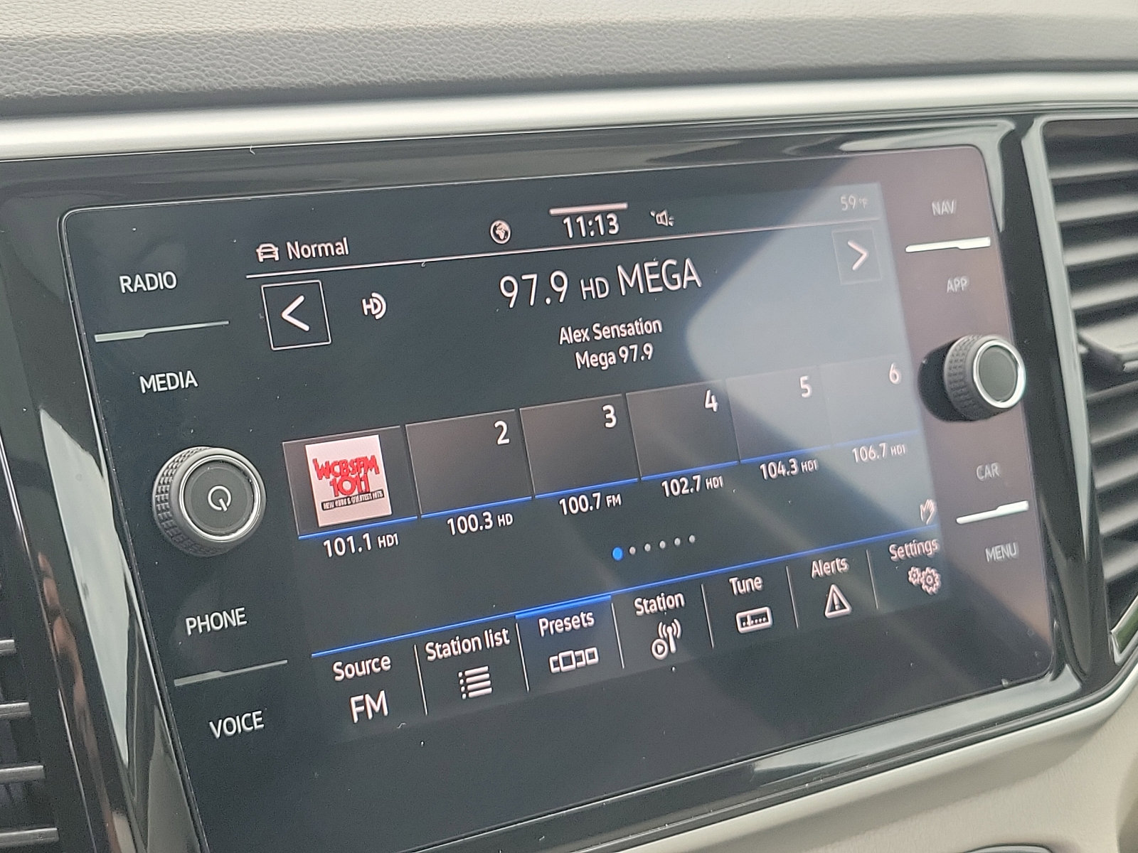 Used 2021 Volkswagen Atlas SEL image 18