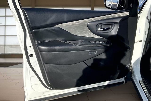 Used 2015 Nissan Murano Platinum w/ Platinum Technology Package image 23