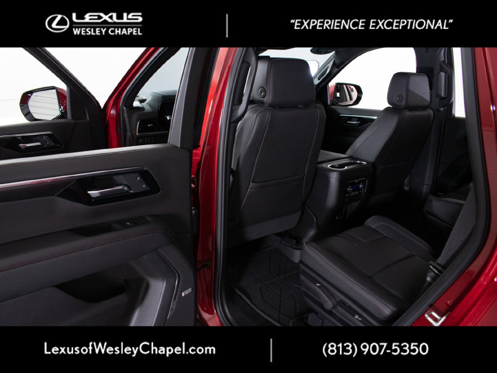 Used 2025 Chevrolet Tahoe RST w/ RST Performance Edition AWD/4WD image 14