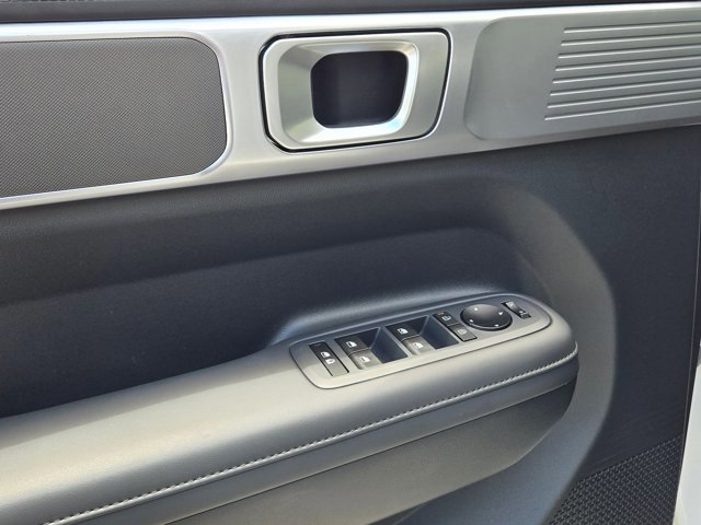 Used 2026 Hyundai Santa Fe SEL FWD image 10