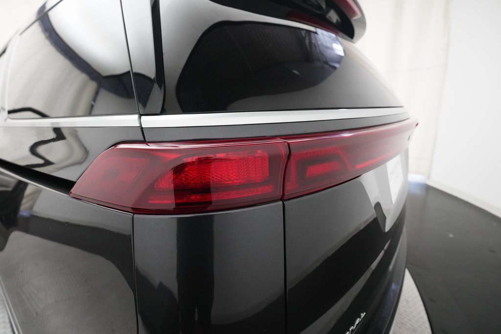 Certified 2024 Kia Carnival LX image 32