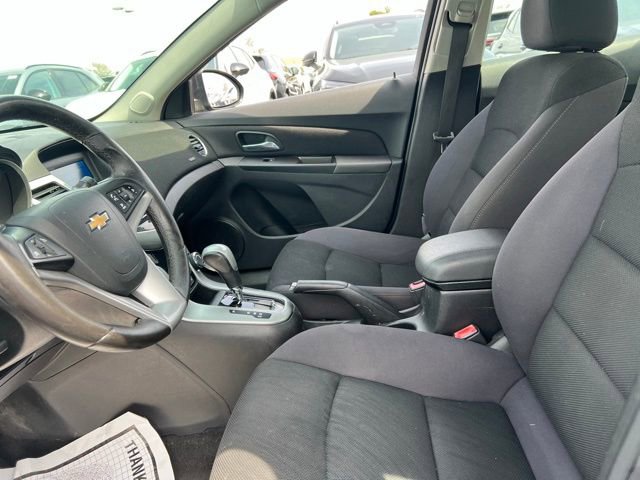 Used 2014 Chevrolet Cruze LT FWD image 13