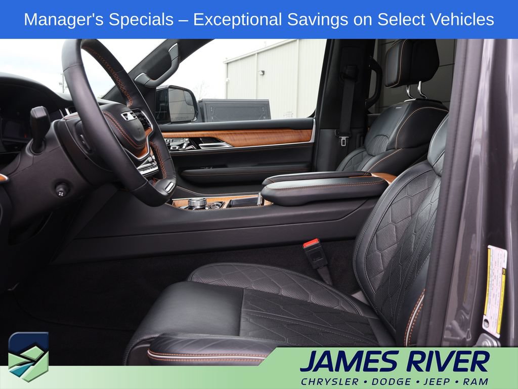 Used 2024 Jeep Grand Wagoneer L Series III AWD/4WD image 25