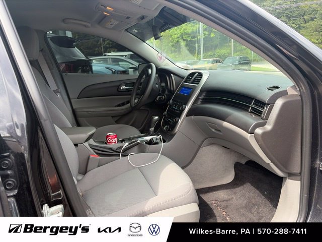 Used 2015 Chevrolet Malibu LS FWD image 13