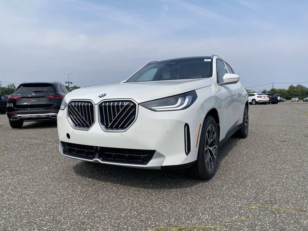New 2025 BMW X3 xDrive30i w/ Convenience Package