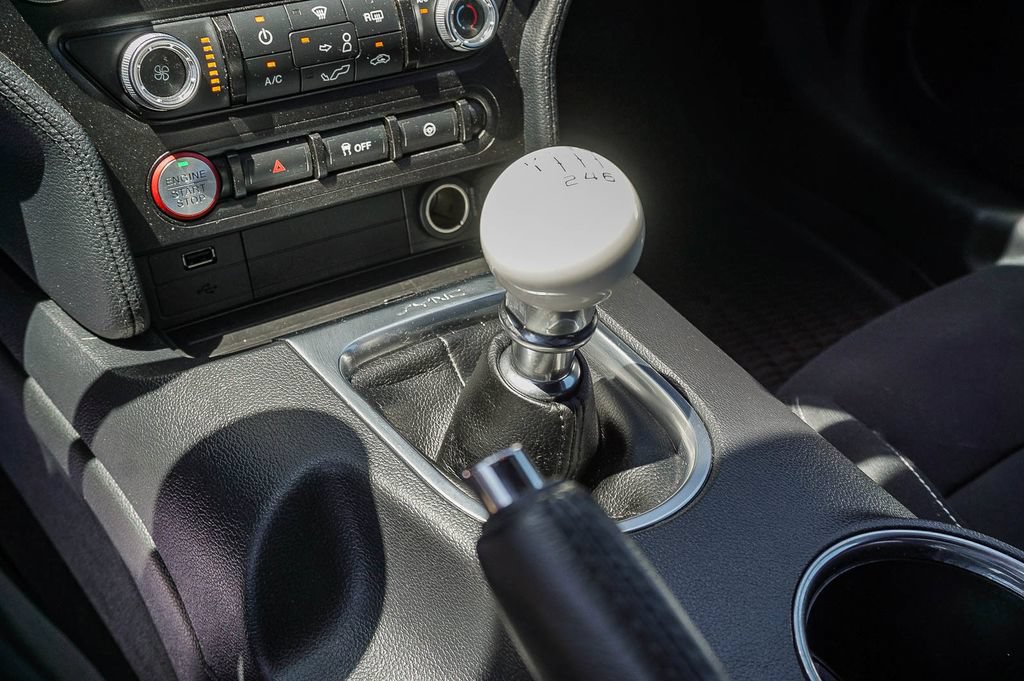 Used 2021 Ford Mustang GT RWD image 24
