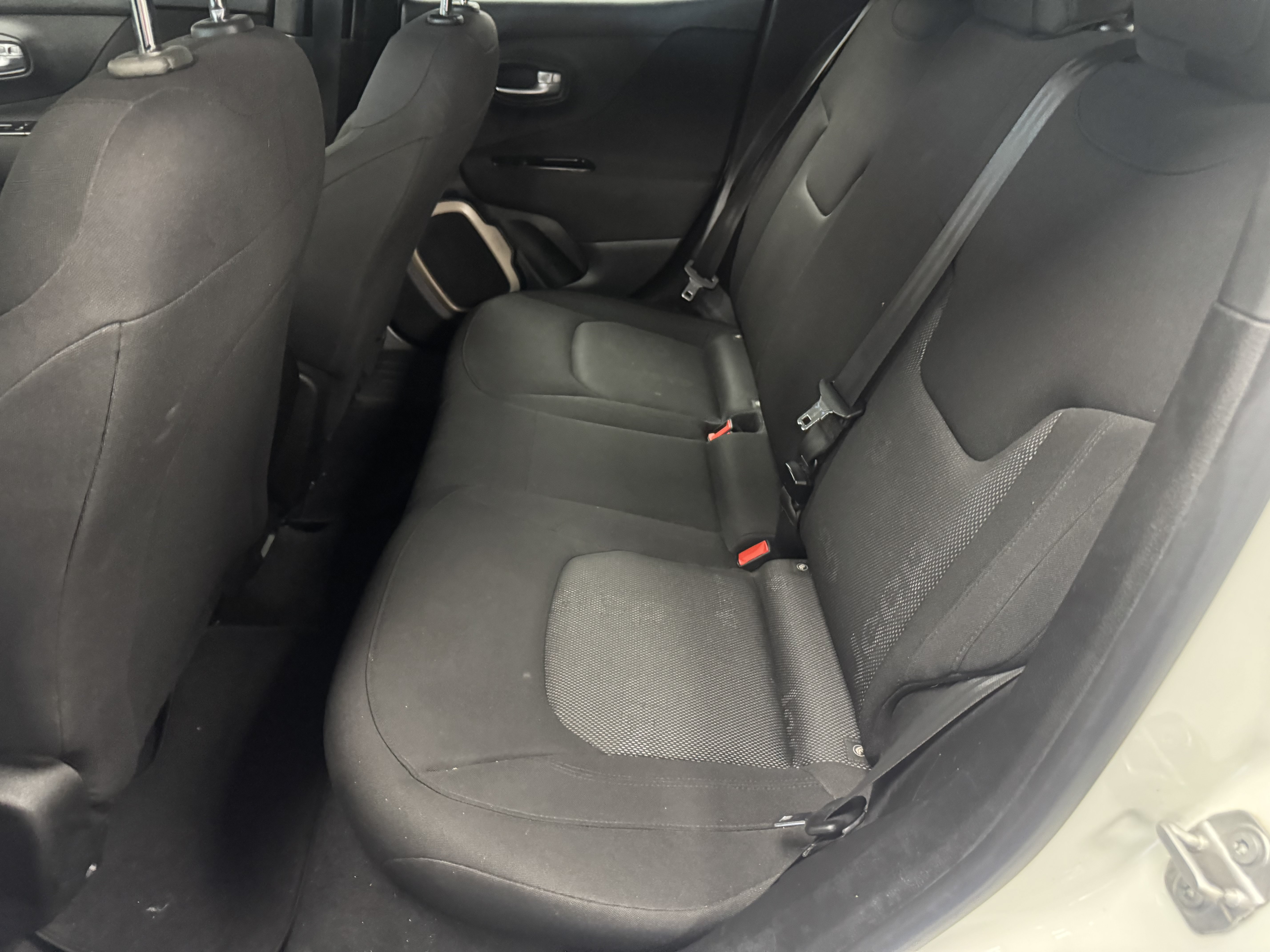 Used 2017 Jeep Renegade Sport w/ Power & Air Group FWD image 13