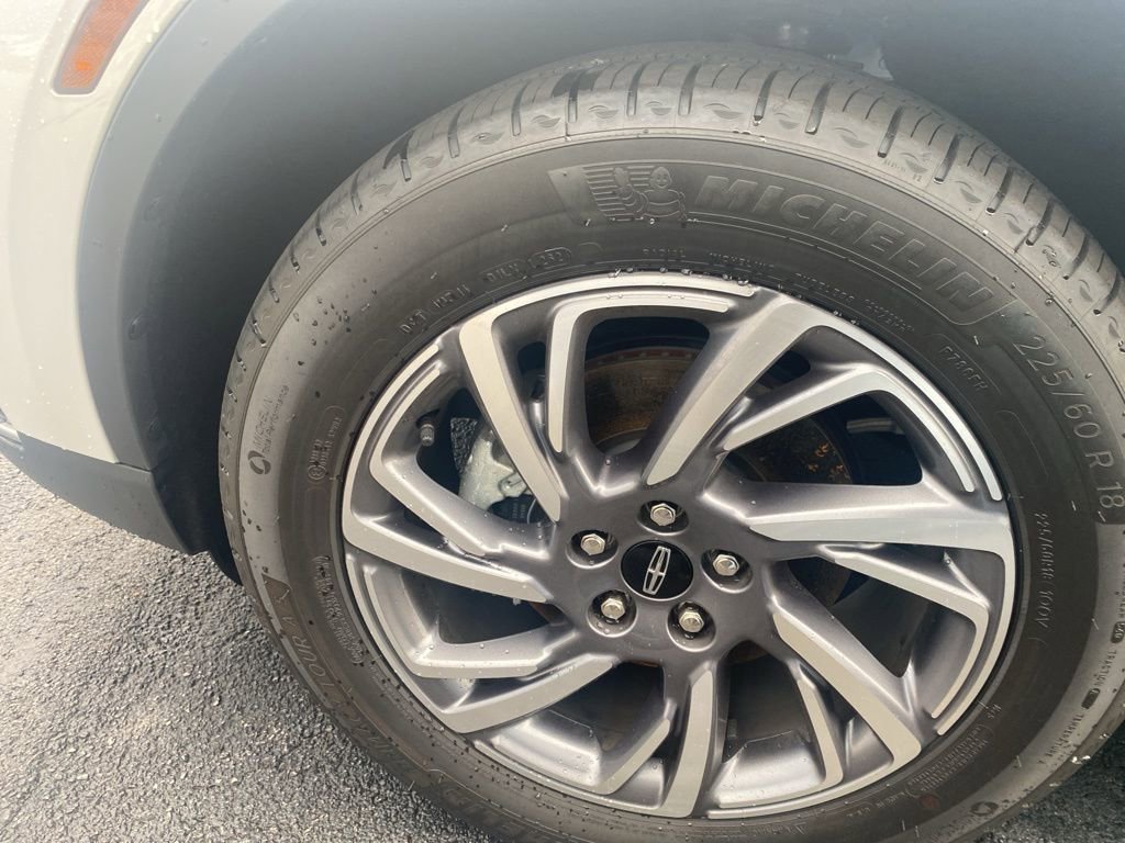 Used 2025 Lincoln Corsair FWD image 7