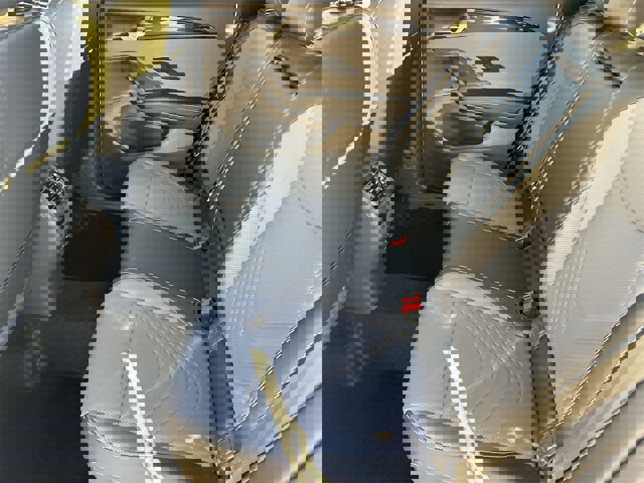 New 2026 Volkswagen Tiguan SE R-Line image 13