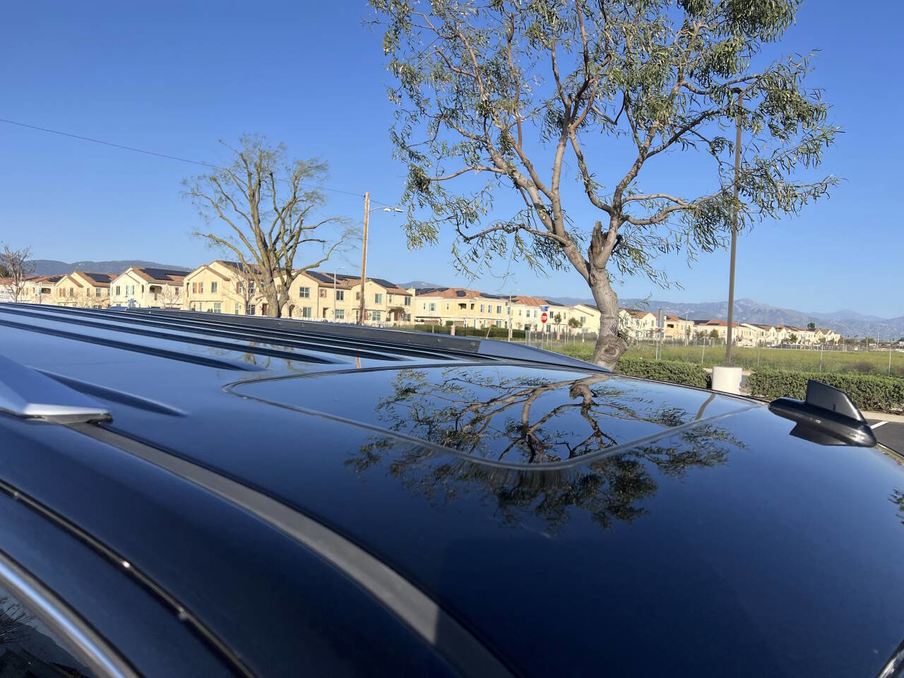 Used 2017 Cadillac Escalade ESV Luxury image 10