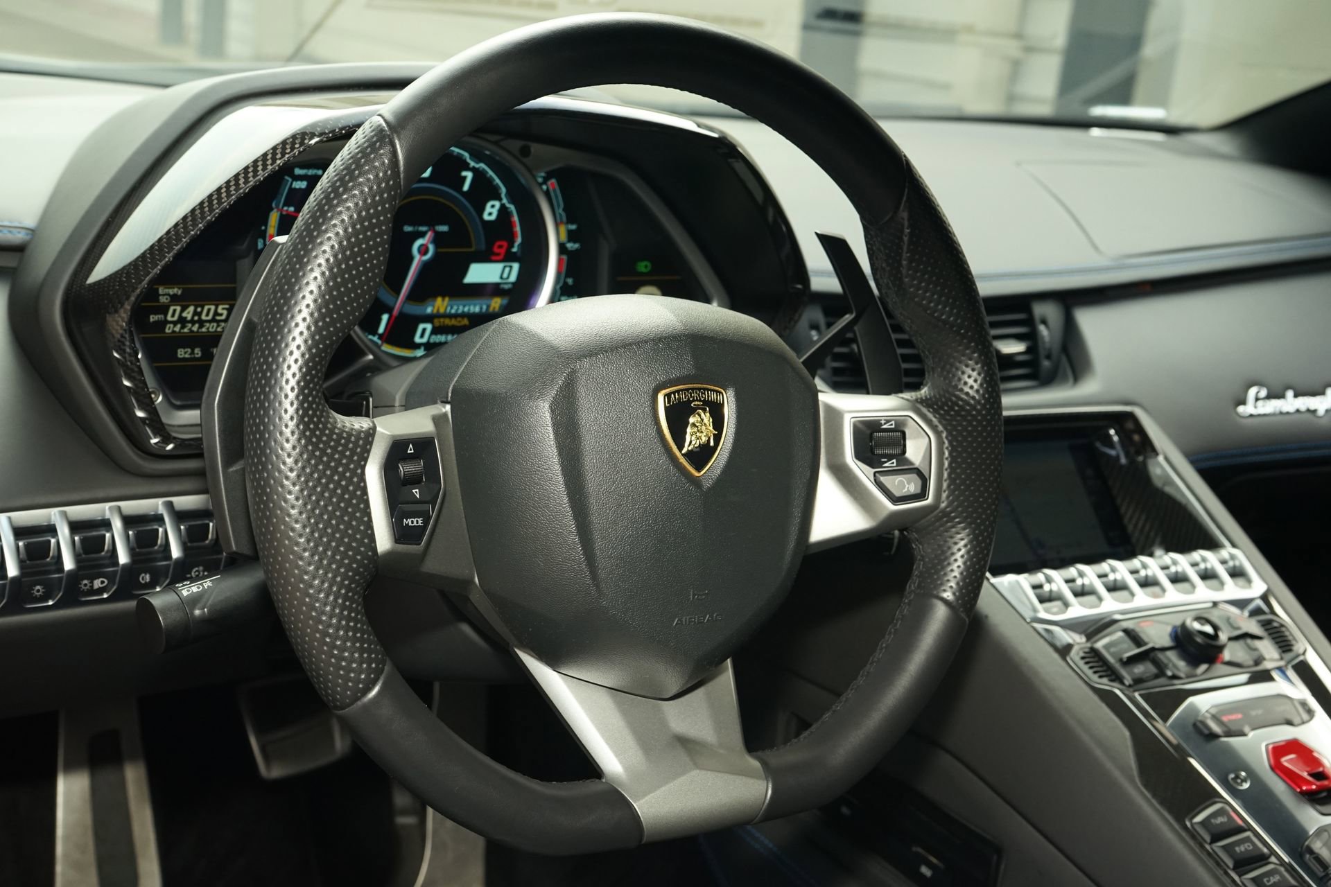 Used 2015 Lamborghini Aventador LP 700-4 AWD/4WD image 20