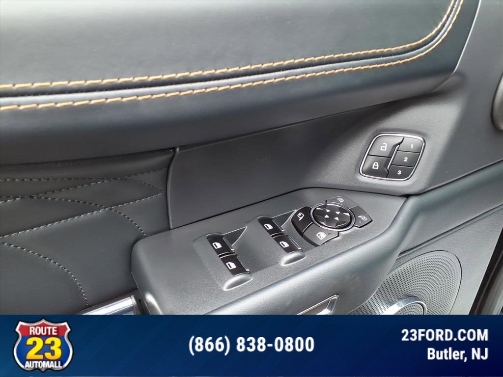 Certified 2023 Ford Expedition Platinum image 14
