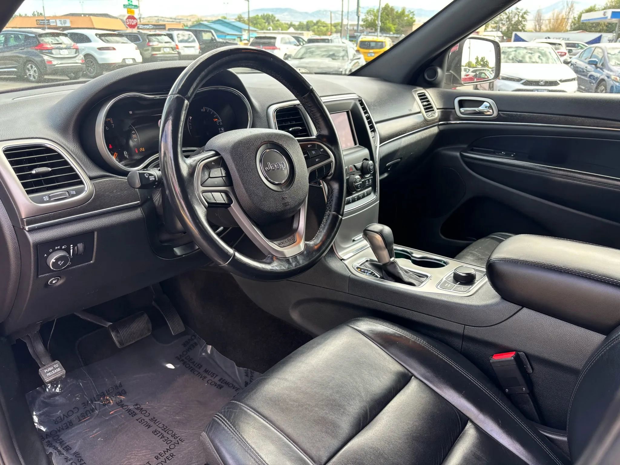 Used 2018 Jeep Grand Cherokee Limited image 6