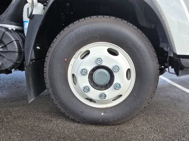 New 2025 Chevrolet Low Cab Forward 4500 XD RWD image 9
