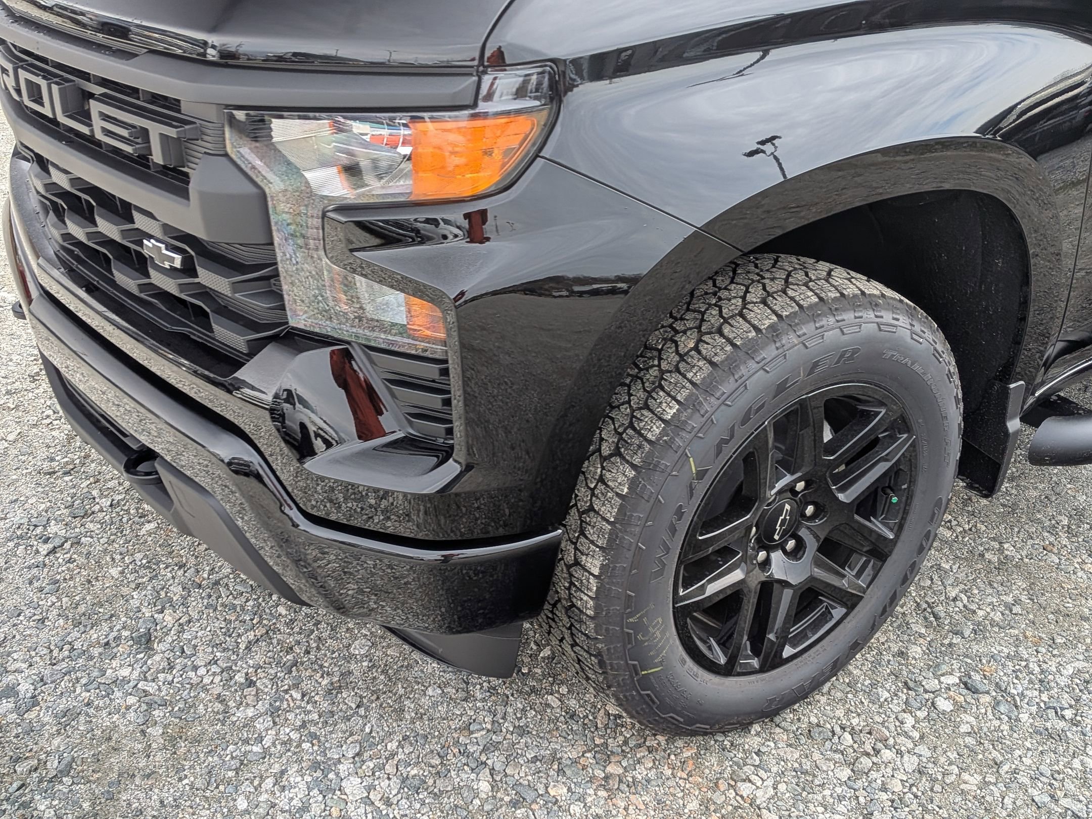 New 2026 Chevrolet Silverado 1500 Custom w/ Turbomax Blackout Package image 10