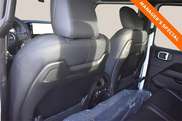 New 2025 Jeep Gladiator Rubicon image 14