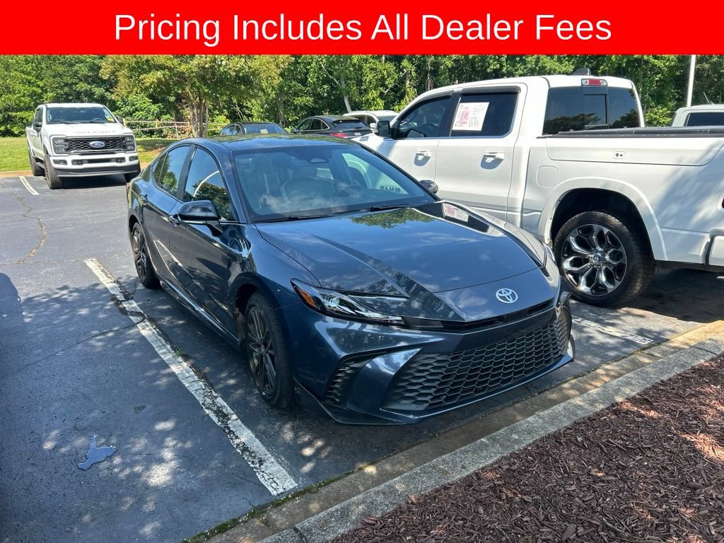 Used 2026 Toyota Camry SE w/ Convenience Package