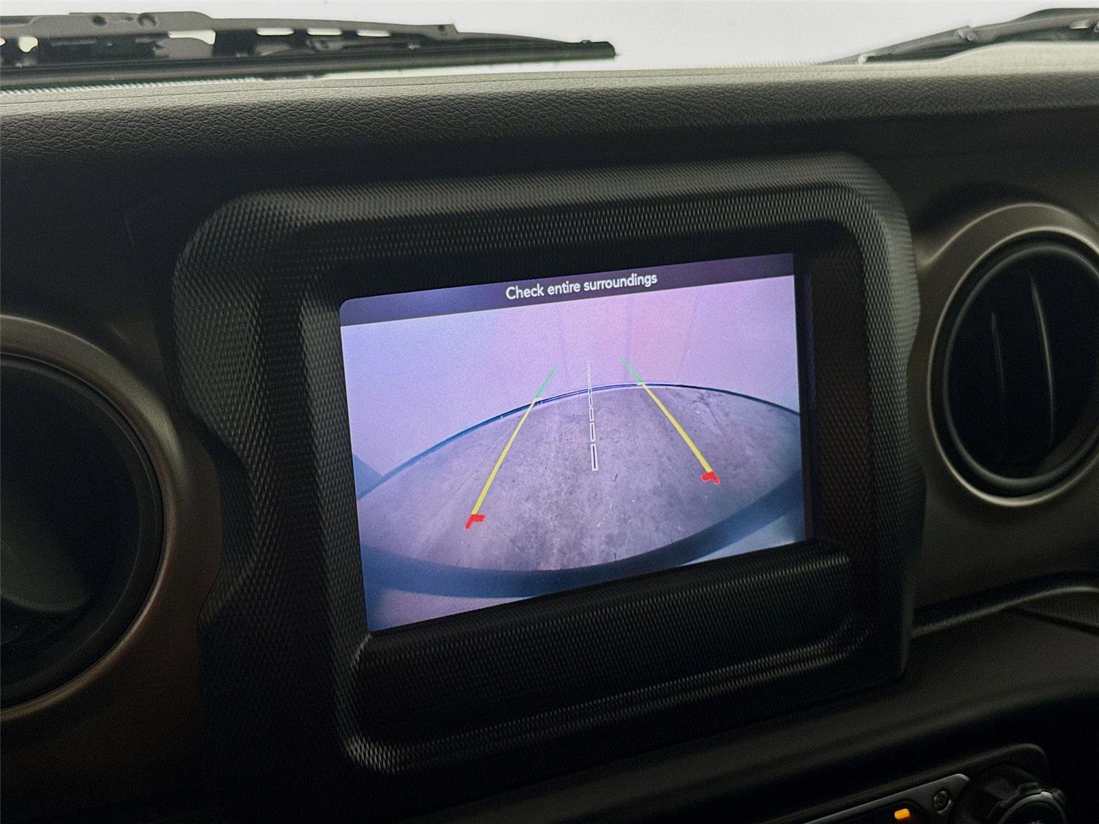 Used 2020 Jeep Wrangler Unlimited Sport S image 13