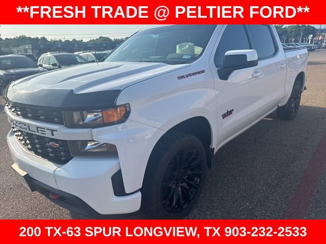 Used 2020 Chevrolet Silverado 1500 Custom w/ Custom Value Package image 3
