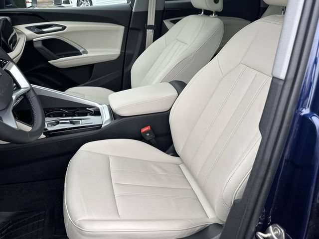 Used 2025 Audi Q5 Premium w/ Convenience Package AWD/4WD image 20