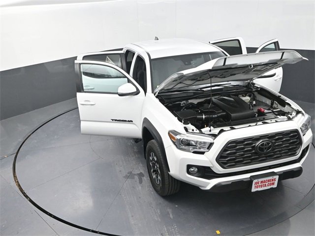 Used 2020 Toyota Tacoma TRD Off-Road image 36