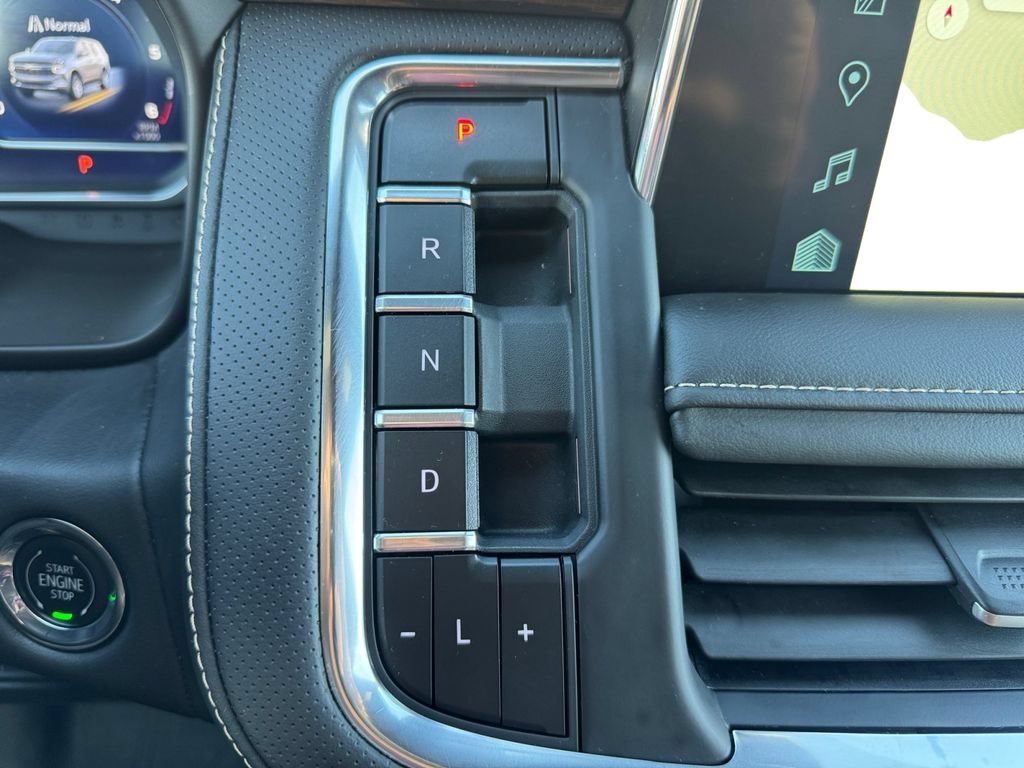 Used 2023 Chevrolet Tahoe Premier w/ Advanced Technology Package RWD image 16