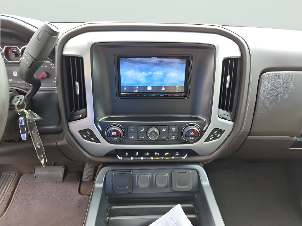 Used 2018 GMC Sierra 1500 SLT AWD/4WD image 26
