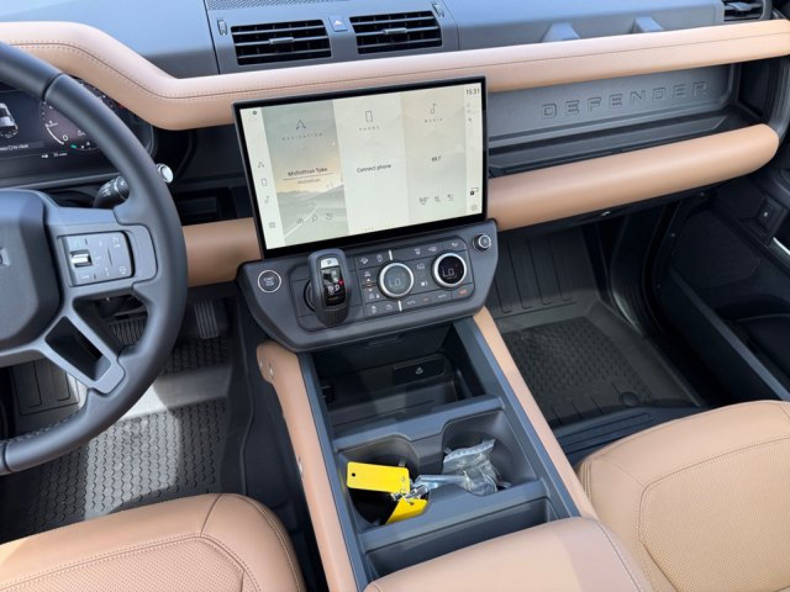 New 2026 Land Rover Defender 110 S AWD/4WD image 14