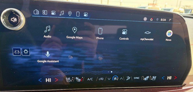 Used 2024 Chevrolet Traverse RS w/ LPO, Floor Liner Package AWD/4WD image 28